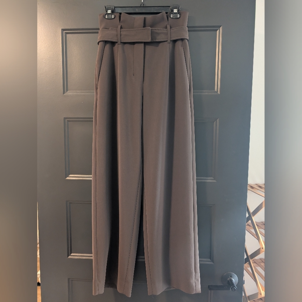 High-Waist Wide-Leg Belted Trousers By Babaton - Green
